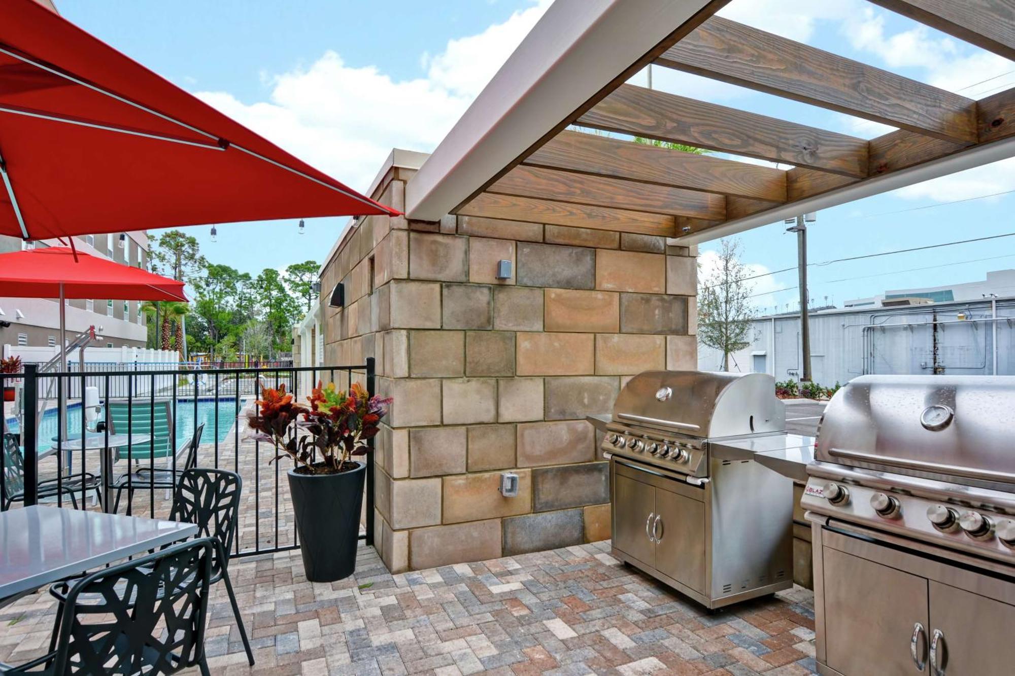 Home2 Suites By Hilton Daytona Beach Speedway Eksteriør bilde